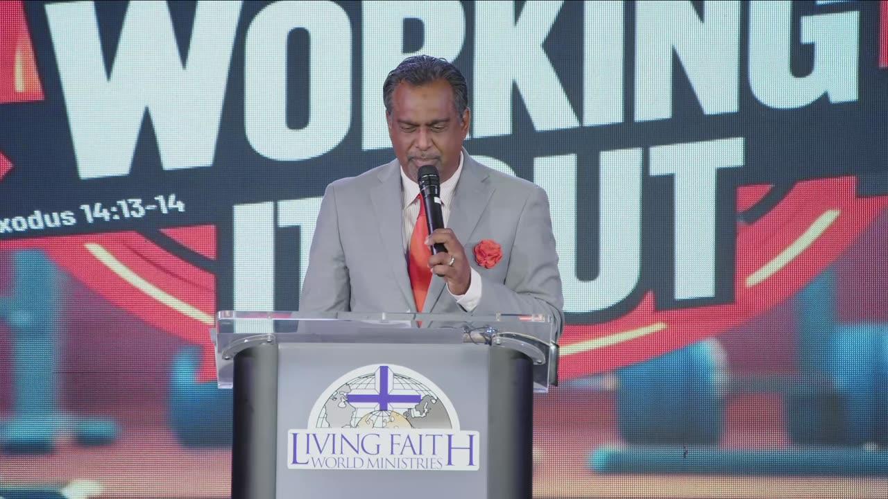 9am WORSHIP SERVICE | Apostle Tony Barhoo
