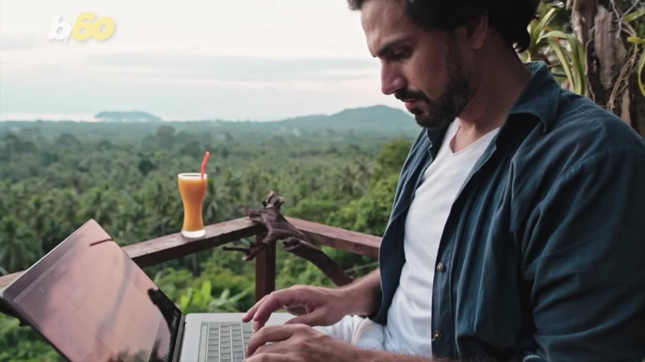 More Vacation Days Actually Come With More Remote Work