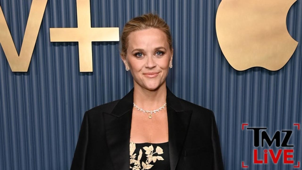 Reese Witherspoon & Oliver Haarmann's Romantic French Vacation | TMZ Live