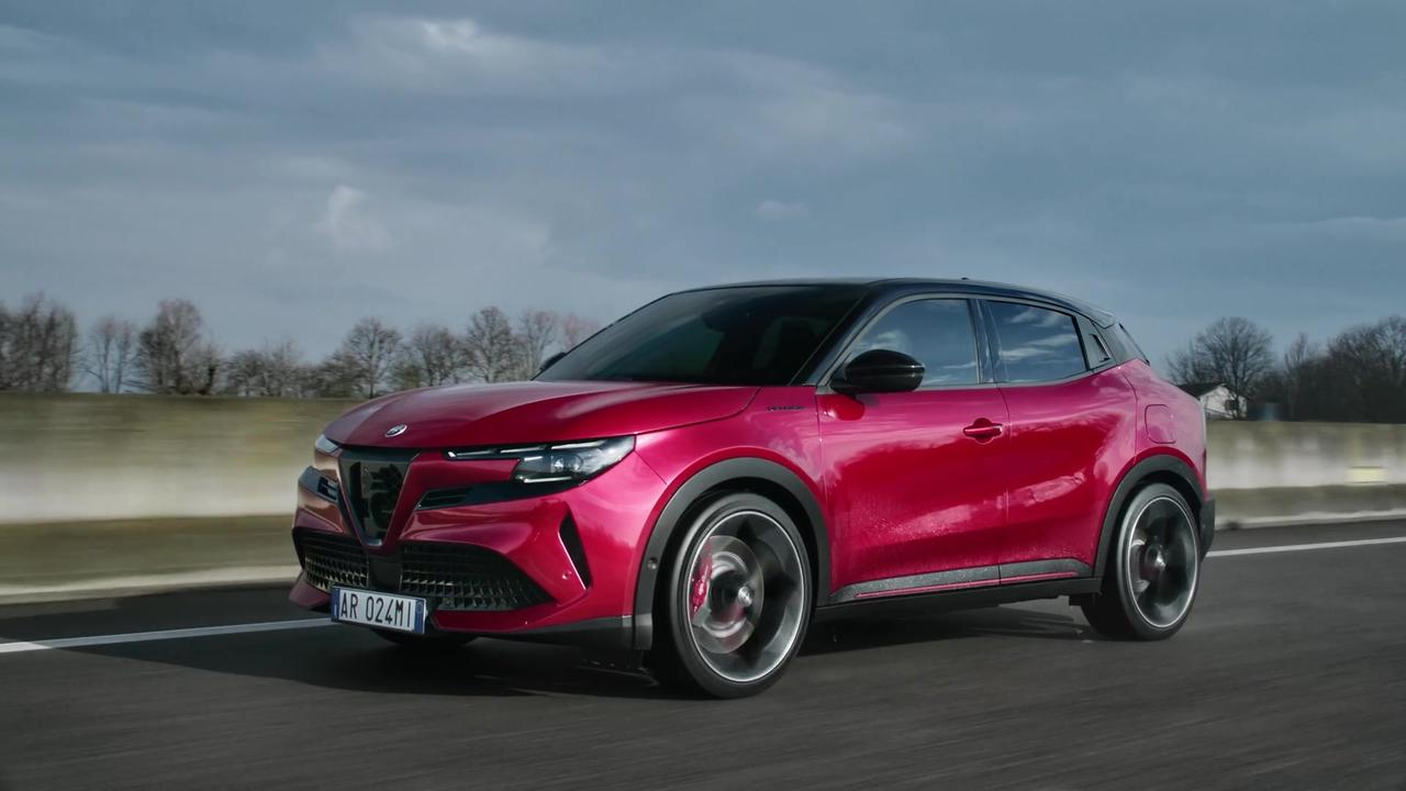 The Alfa Romeo JUNIOR Driving Video