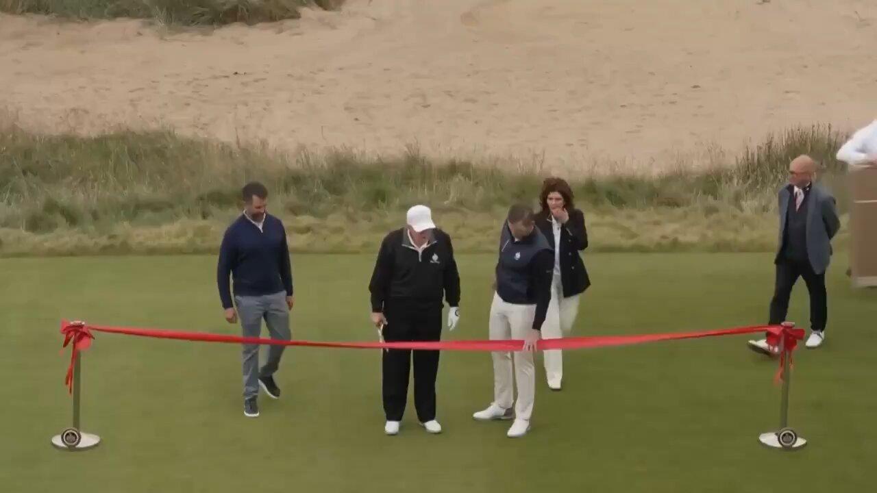 POTUS cuts the ribbon, officially opening the new course at Trump International