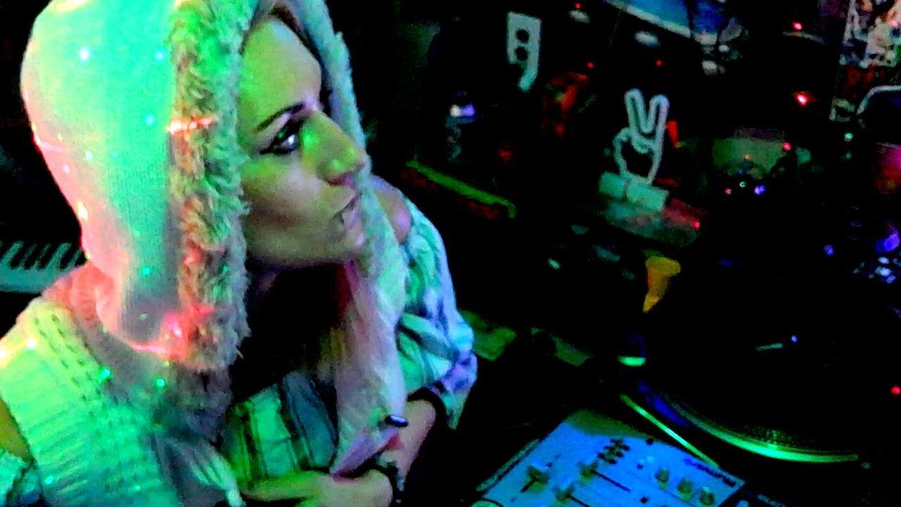 SARAHLYNN DJ-"Beatz In Da BASSment" 7/30/25