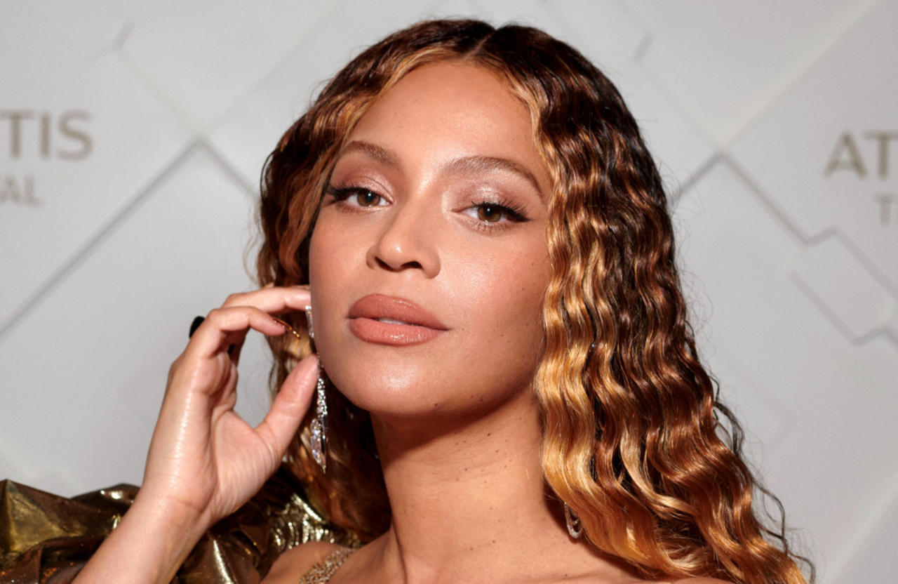 Matthew Knowles would've landed daughter Beyonce's choreographer in 'hot water' over her hard drive being stolen from his rental