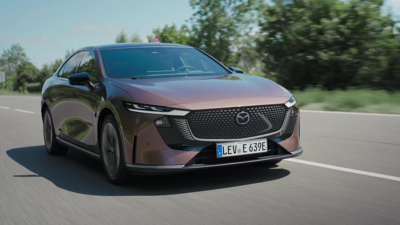 The new Mazda6e Driving Video