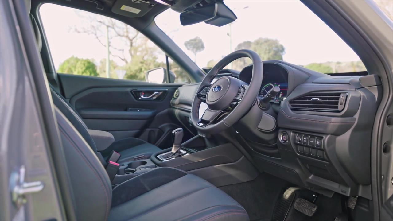 Subaru Forester AWD Hybrid Touring Interior Design