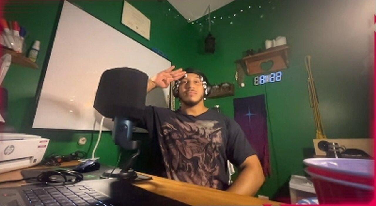 🗣NEW STREAM IDEA DAE ‼ 🔫CS2⚔➝🤖Apex Legends ⚔️ / 👊BRAWLHALLA🤜 | !Commands !Donate !Lurk !Discord