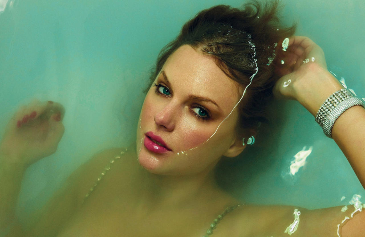 Taylor Swift left fans in a tizzy by breaking her recent album countdown sequence