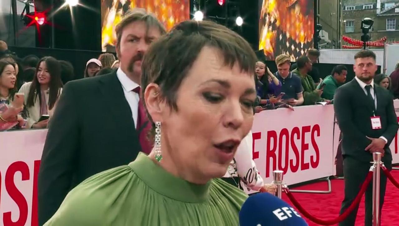 Olivia Colman Gushes Over Her Family at The Roses Premiere