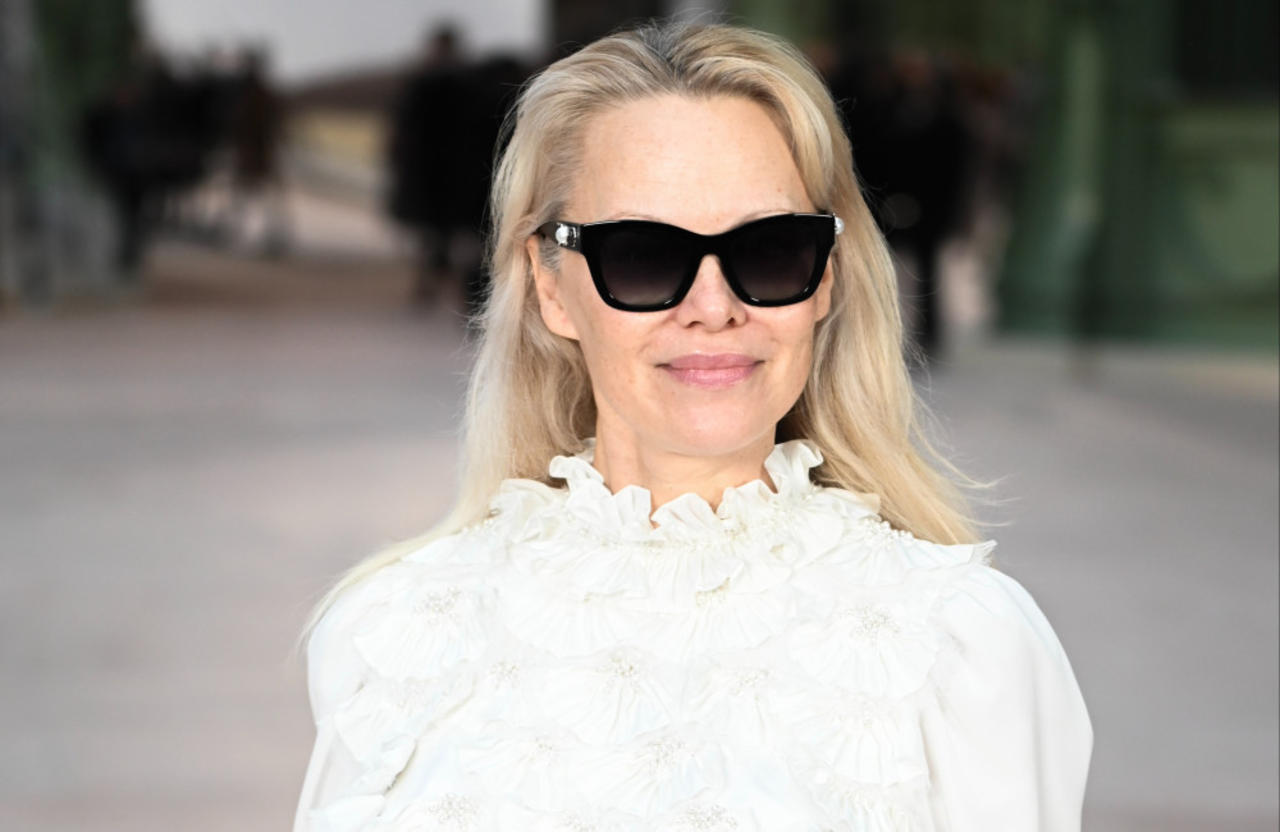 Pamela Anderson and Guy Pearce are set to star together in a new movie